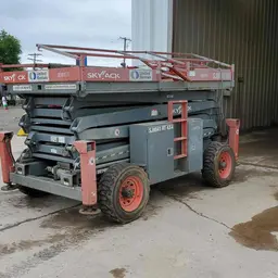 2015 Skyjack SJ8841RT Rough Terrain Scissor Lift