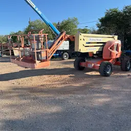2013 JLG 450AJ Articulating Boom Lift