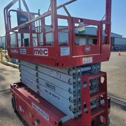 2017 MEC 4046SE Scissor Lift