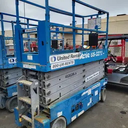 2017 Genie GS-3232 Scissor Lift