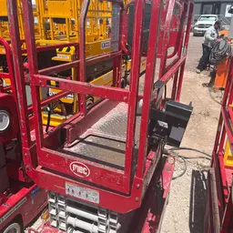 2018 MEC MICRO 19 Scissor Lift