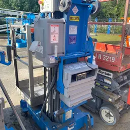 2018 Genie AWP-30SDC Pusharound Lift