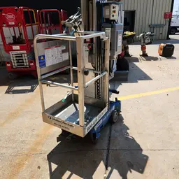 2019 Genie AWP-25SDC Pusharound Lift