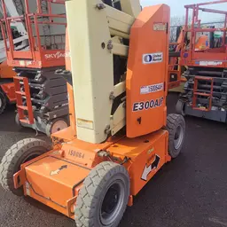 2014 JLG E300AJP Articulating Boom Lift