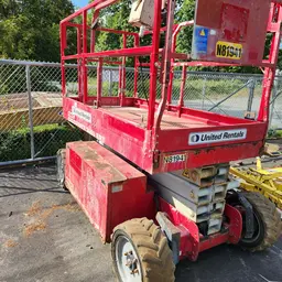 2013 MEC 2659ERT Scissor Lift