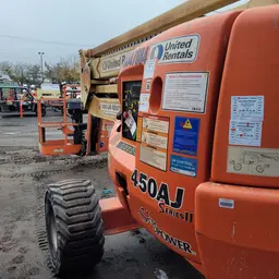 2015 JLG 450AJ Articulating Boom Lift