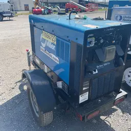 2020 Miller Welders Big Blue 300R Welder