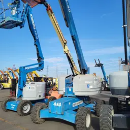 2015 Genie S-40 Boom Lift