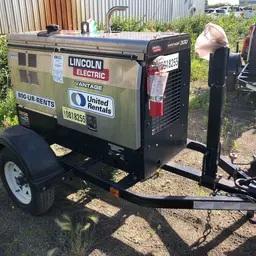 2018 Lincoln Electric Vantage 300 Welder