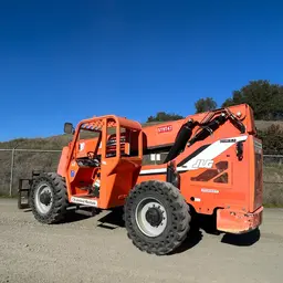 2015 SKYTRAK 8042 Forklift
