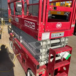 2019 MEC 2632SE Scissor Lift