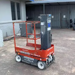 2015 Skyjack SJ12 Self-Propelled One-Person Lift