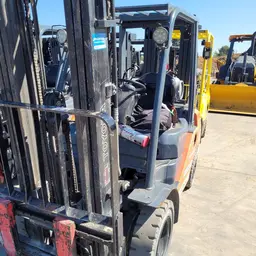 2017 Toyota 8FGU25 Warehouse Forklift