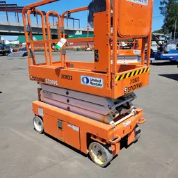 2018 Snorkel S3219E Scissor Lift