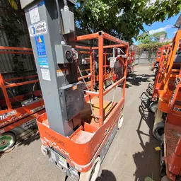 2017 Skyjack SJ12 Self-Propelled One-Person Lift