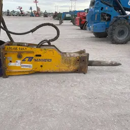 2017 SOOSAN CB1300S Attachment