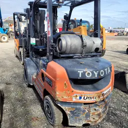 2018 Toyota 8FGU25 Warehouse Forklift