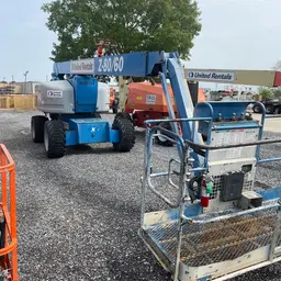 2015 Genie Z-80/60J Articulating Boom Lift