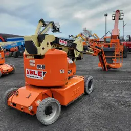 2014 JLG E400AJPN Articulating Boom Lift
