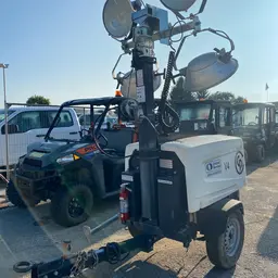 2018 Chicago Pneumatic CPLTV4 S 60HZ Towable Light Tower