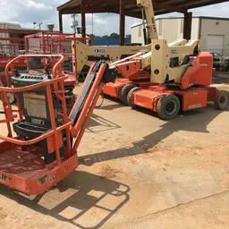 2015 JLG E400AJPN Articulating Boom Lift