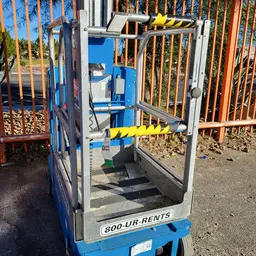 2016 Genie GR-20 Self-Propelled One-Person Lift