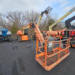 2011 JLG 1250AJP Articulating Boom Lift