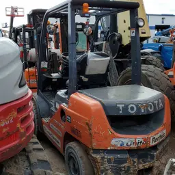 2017 Toyota 8FDU30 Warehouse Forklift