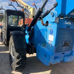 2016 Genie GTH-1056 Forklift
