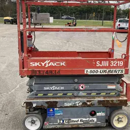 2015 Skyjack SJIII3219 Scissor Lift