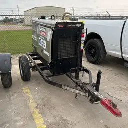 2018 Lincoln Electric Vantage 300 Welder