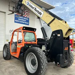 2016 JLG 642 Forklift