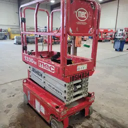 2016 MEC 1330SE Scissor Lift