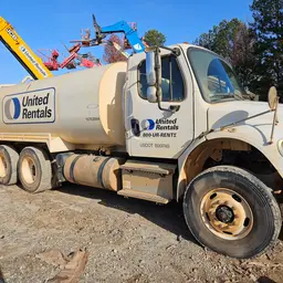 2019 Freightliner M2 106 WATER Water Truck