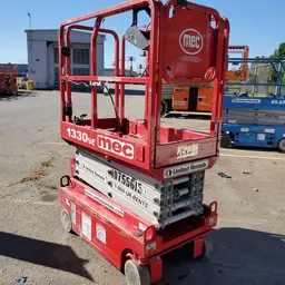 2018 MEC 1330SE Scissor Lift