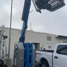 2015 Genie Z-30/20N RJ Articulating Boom Lift