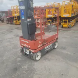2017 Skyjack SJ16 Self-Propelled One-Person Lift