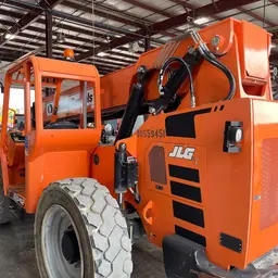 2017 SKYTRAK 6042 Forklift