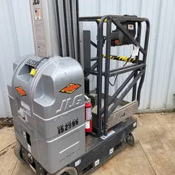 2015 JLG 20MVL Self-Propelled One-Person Lift