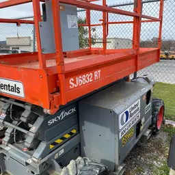 2016 Skyjack SJ6832RT Rough Terrain Scissor Lift