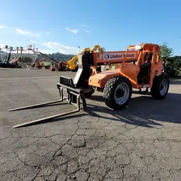 2017 SKYTRAK 6036 Forklift