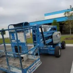 2013 Genie Z-45/25J DC Articulating Boom Lift