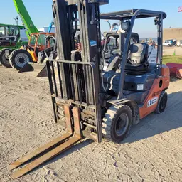 2016 Toyota 8FDU25 Warehouse Forklift