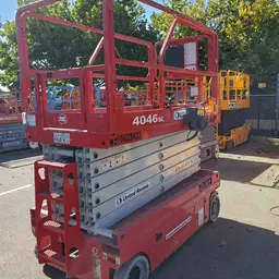 2017 MEC 4046SE Scissor Lift