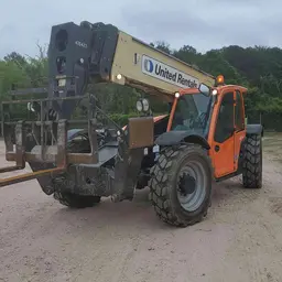 2015 JLG 1055 Forklift