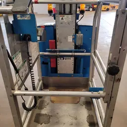 2016 Genie GR-20 Self-Propelled One-Person Lift