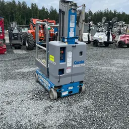 2016 Genie GR-20 Self-Propelled One-Person Lift