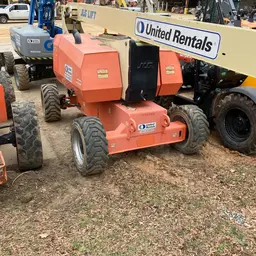 2014 JLG 800AJ Articulating Boom Lift