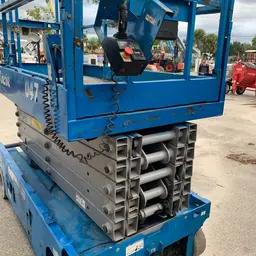2016 Genie GS-4047 Scissor Lift