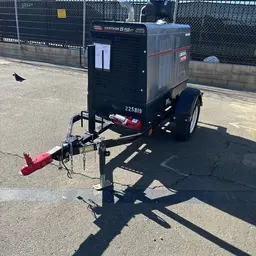 2019 Lincoln Electric VANTAGE 549 Welder